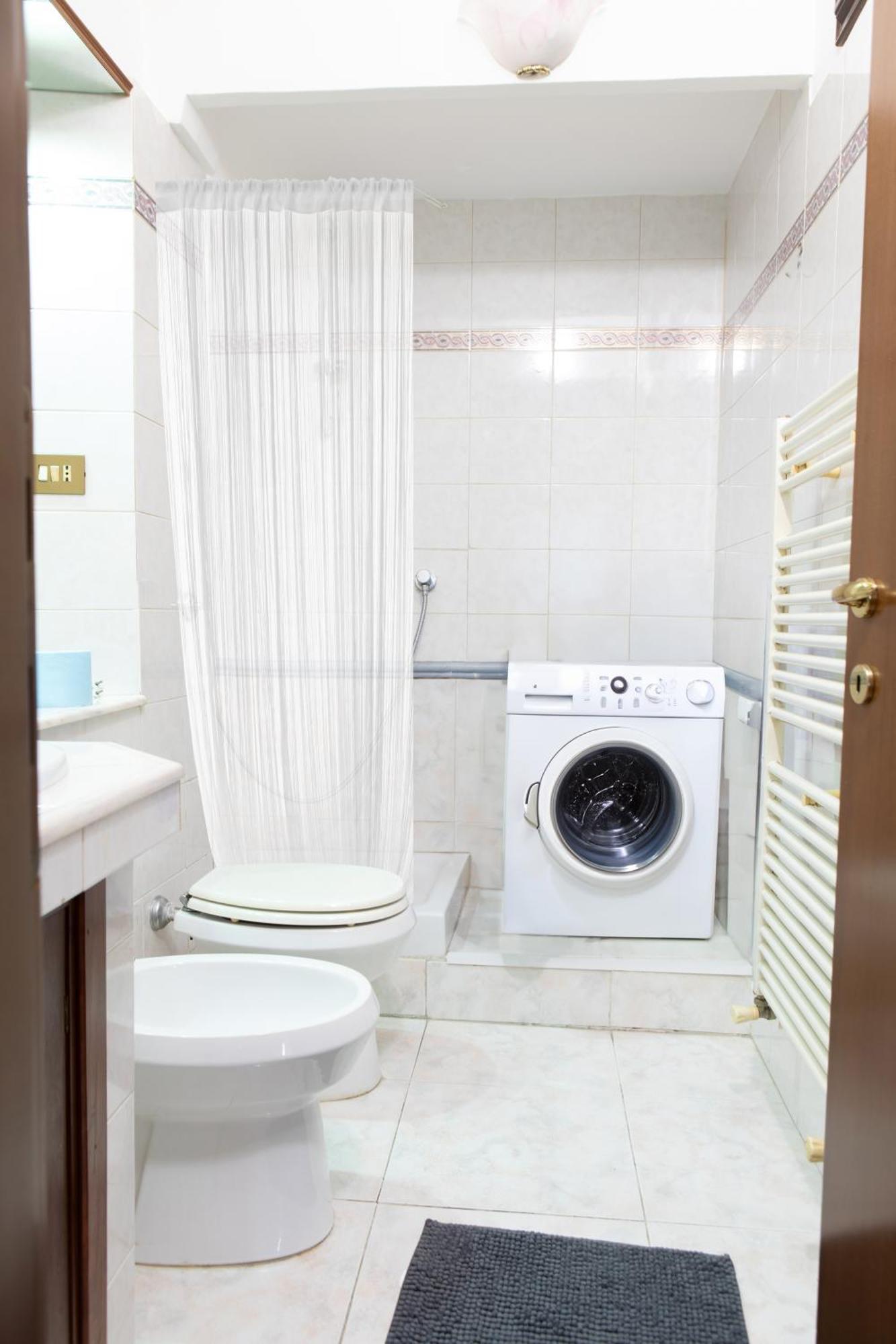 Apartamento Casa Vitelli - Centro Storico A Due Passi Da Tutto Terracina Exterior foto